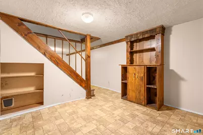 4 Bowen Road, North Haven, CT 06473 - Photo 13