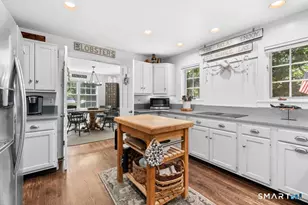 8 Seagate Rd, Darien, CT 06820 - Photo 15