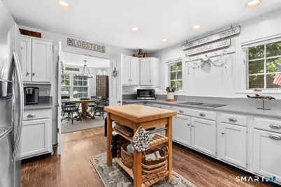 8 Seagate Road, Darien, CT 06820 - Photo 17