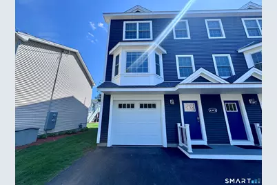 44 Mettler Street #A, Woodbridge, CT 06525 - Photo 3