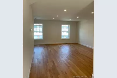1686 Litchfield Turnpike #A, Woodbridge, CT 06525 - Photo 7
