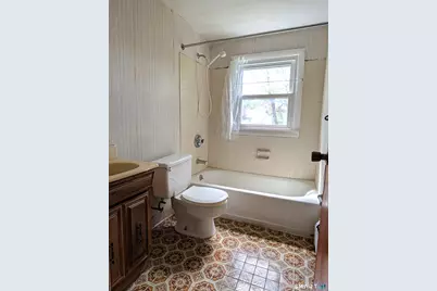 48 Amherst Street, Hartford, CT 06114 - Photo 23