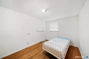 267 Bamford Ave, Waterbury, CT 06708 - Photo 9