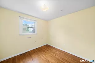 267 Bamford Ave, Waterbury, CT 06708 - Photo 19