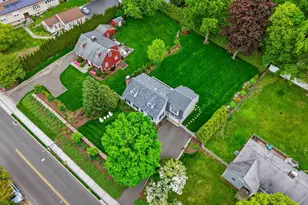 182 Hollow Tree Ridge Rd, Darien, CT 06820 - Photo 33