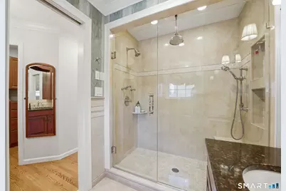 33 Club Circle, Stamford, CT 06905 - Photo 21
