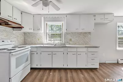 48 Mountain Street, Derby, CT 06418 - Photo 25