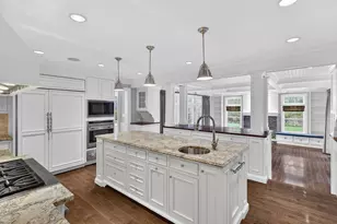 11 Westwood Dr, Waterford, CT 06385 - Photo 5