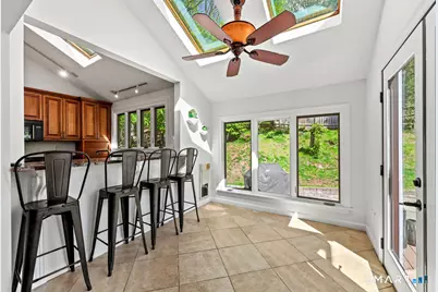 110 Stanley Drive, Glastonbury, CT 06033 - Photo 17