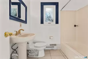 121 Lexington Ave, New Haven, CT 06513 - Photo 15