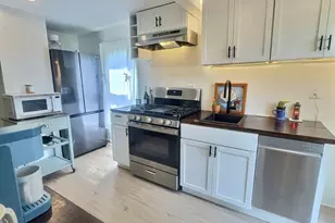 102 Surf Ave, Milford, CT 06460 - Photo 19