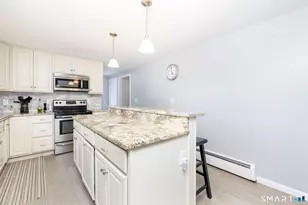 273 Dix Rd, Wethersfield, CT 06109 - Photo 9
