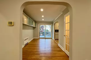 415 Savoy St, Bridgeport, CT 06606 - Photo 5