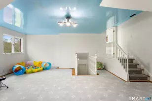 223 Jonathan Dr, Stamford, CT 06903 - Photo 21