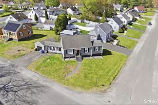 119 Celia Dr, Waterbury, CT 06705 - Photo 3