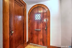 125 Glenridge Rd E, Stratford, CT 06614 - Photo 3