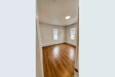 8 Locust Street, New Britain, CT 06051 - Photo 3