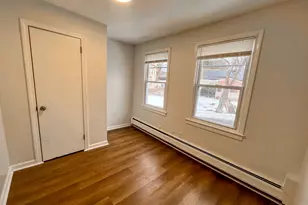 8 Locust St, New Britain, CT 06051 - Photo 7