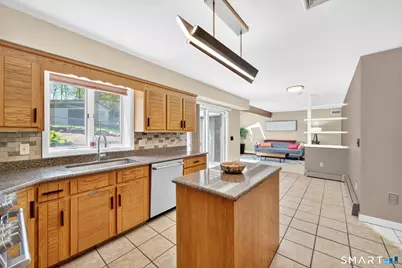 26 Hampton Drive, Manchester, CT 06040 - Photo 7