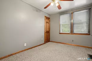 74 Maple St, Seymour, CT 06483 - Photo 29