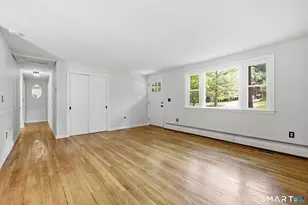 52 Fernwood Dr, Simsbury, CT 06070 - Photo 5