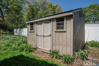 71 Kirkwood Road, West Hartford, CT 06117 - Photo 39