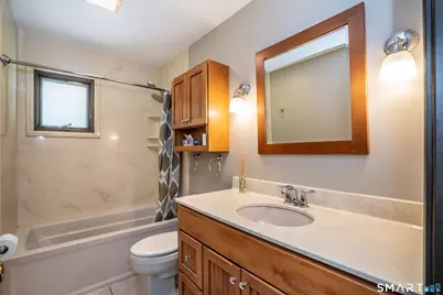 71 Kirkwood Road, West Hartford, CT 06117 - Photo 25