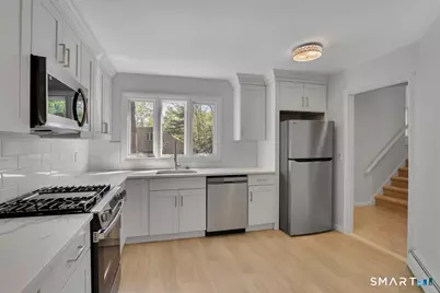 8 Lyle Court #G, Farmington, CT 06032 - Photo 5
