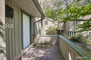 8 Lyle Ct, Farmington, CT 06032 - Photo 3