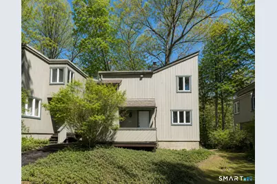 8 Lyle Court #G, Farmington, CT 06032 - Photo 1