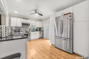 3 Cardinal Ln, Naugatuck, CT 06770 - Photo 9