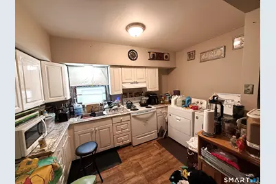 37-39 Hotchkiss Street, Middletown, CT 06457 - Photo 13