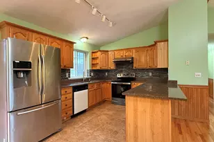 26 Tourtellotte Rd, Putnam, CT 06260 - Photo 7