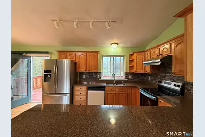 26 Tourtellotte Road, Putnam, CT 06260 - Photo 3