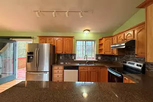 26 Tourtellotte Rd, Putnam, CT 06260 - Photo 3