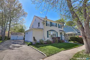 1479 Laurel Ave, Bridgeport, CT 06604 - Photo 3
