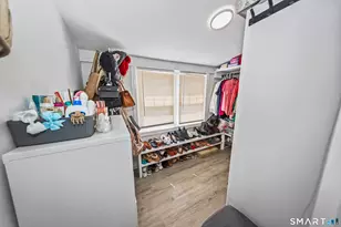 1479 Laurel Ave, Bridgeport, CT 06604 - Photo 27