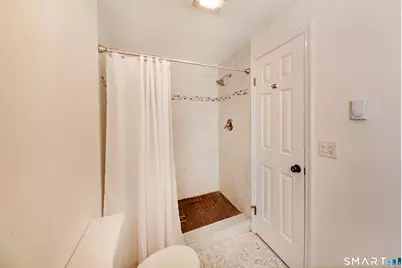 21 Harbour Village #C, Branford, CT 06405 - Photo 17