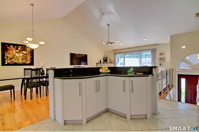 8 Hattie Lane, Milford, CT 06461 - Photo 11