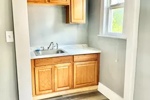 247 W Ivy St, New Haven, CT 06511 - Photo 3