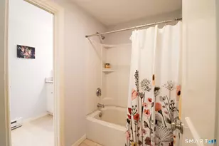 9 Brewer St, New London, CT 06320 - Photo 9