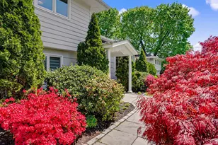 44 Sniffen Rd, Westport, CT 06880 - Photo 3
