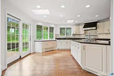120 Braeside Drive, Hamden, CT 06514 - Photo 7