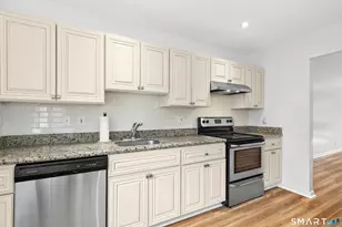 455 Hope St, Stamford, CT 06906 - Photo 13