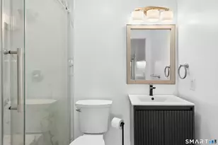 455 Hope St, Stamford, CT 06906 - Photo 19