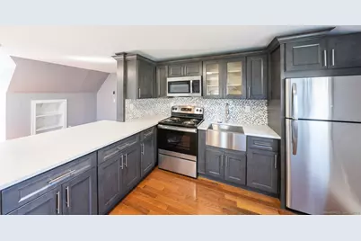 [Address not provided], Bridgeport, CT 06604 - Photo 5