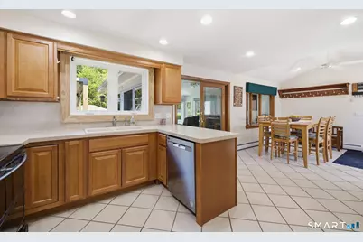 25 Hilltop Drive, Portland, CT 06480 - Photo 7
