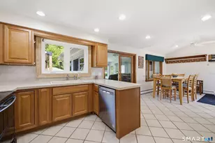 25 Hilltop Dr, Portland, CT 06480 - Photo 7