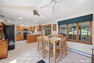 25 Hilltop Dr, Portland, CT 06480 - Photo 11
