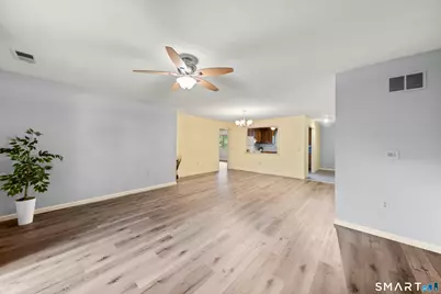 14 Wynwood Drive #14, Enfield, CT 06082 - Photo 7